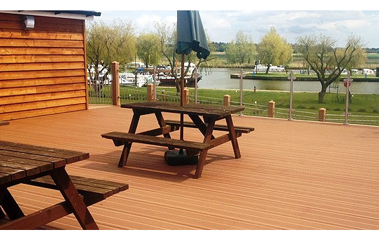 新型竹塑復(fù)合材料